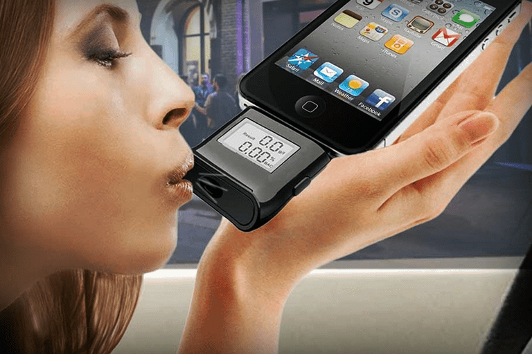 Oneffenheden gazon baden Smartphone Blaastest | Herbruikbare Alcoholtester Voor Je Telefoon