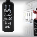 Lachwekkende Wine Bottle Glass